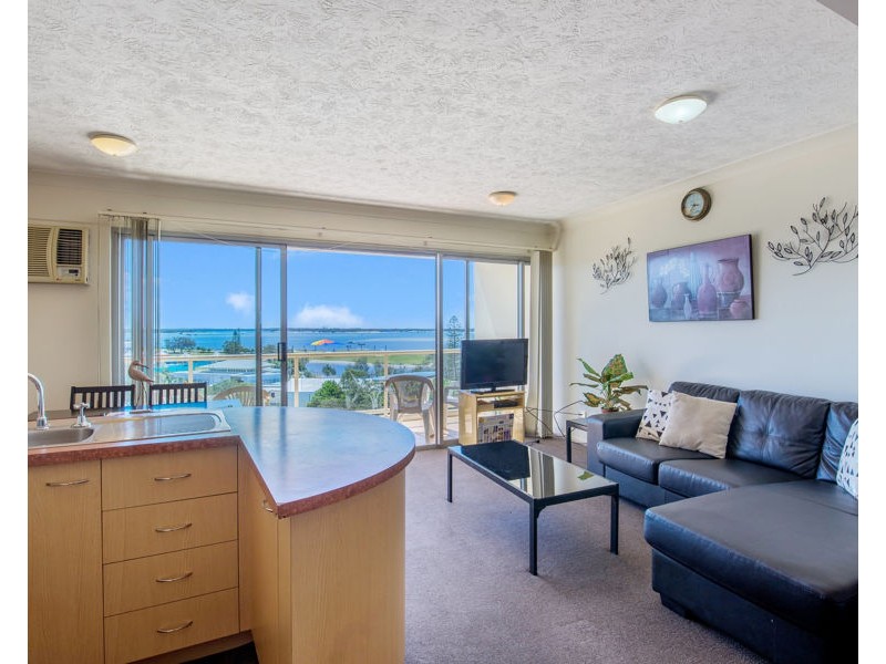 73/106 Marine Parade, Southport QLD 4215