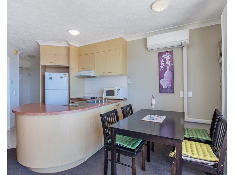 73/106 Marine Parade, Southport QLD 4215