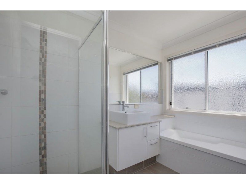 129 Pohlman Street, Southport QLD 4215