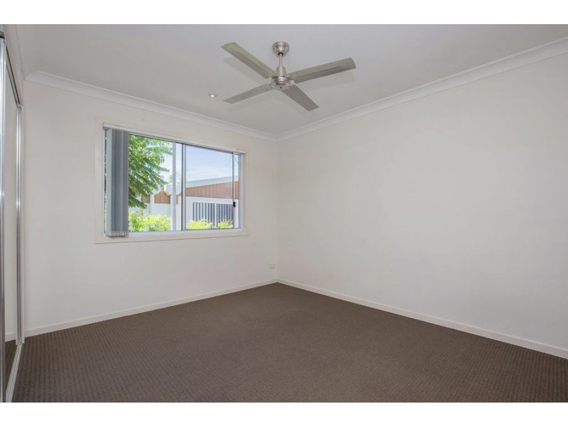 129 Pohlman Street, Southport QLD 4215