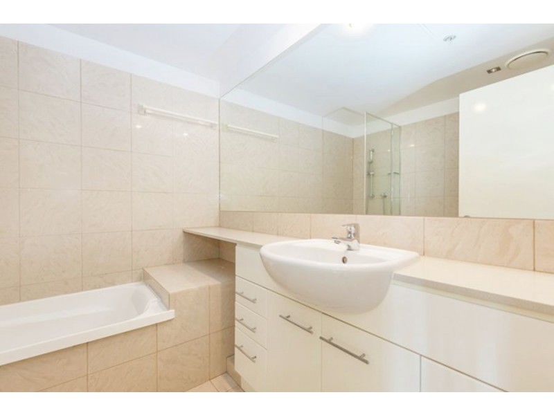 50 Marine Parade, Southport QLD 4215