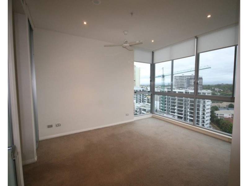 1602/1 Como Crescent, Southport QLD 4215