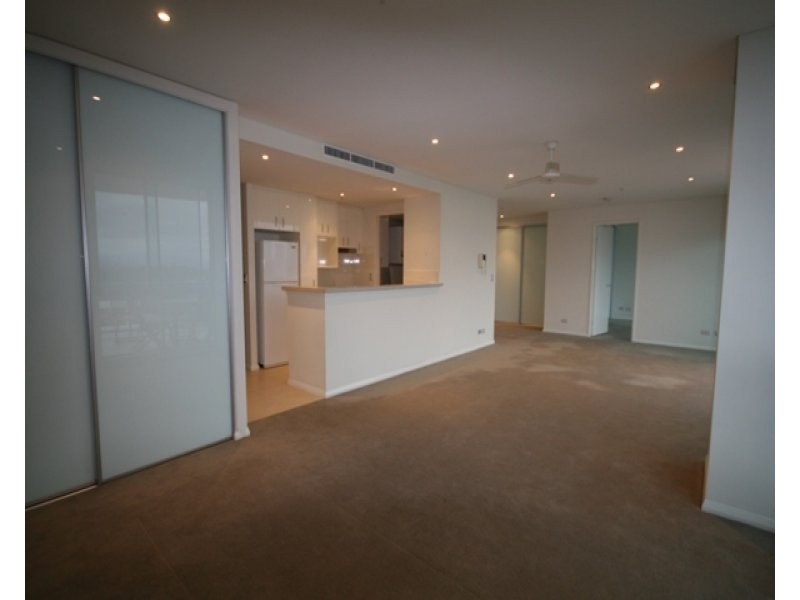 1602/1 Como Crescent, Southport QLD 4215