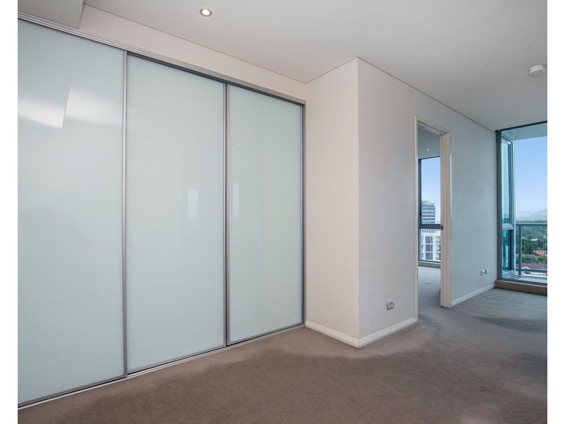 1602/1 Como Crescent, Southport QLD 4215