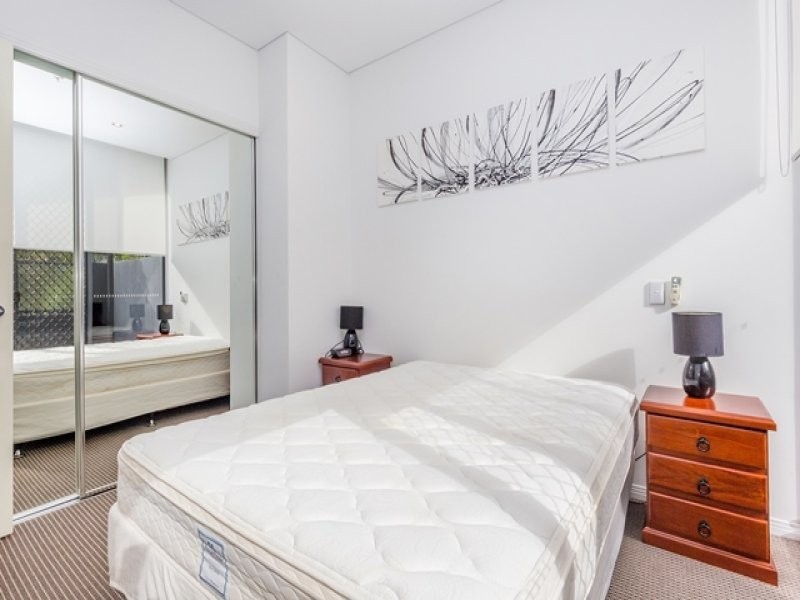 G2 Aqua Street, Southport QLD 4215