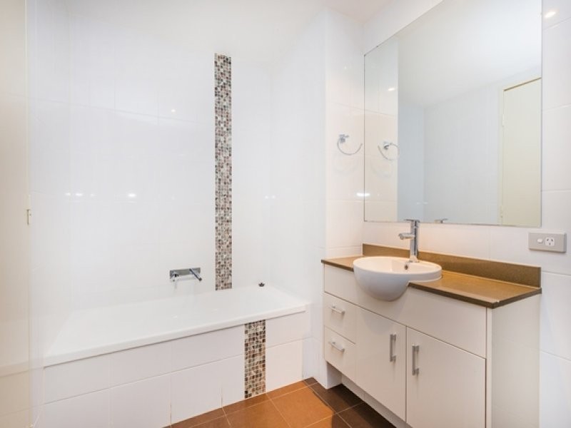 G2 Aqua Street, Southport QLD 4215