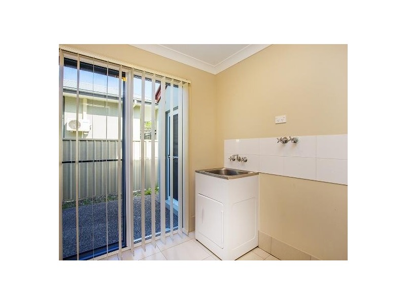 8 Caragh, Oxenford QLD 4210