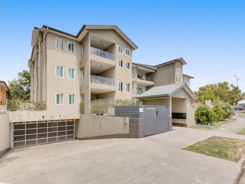 18 Rose Street, Southport QLD 4215