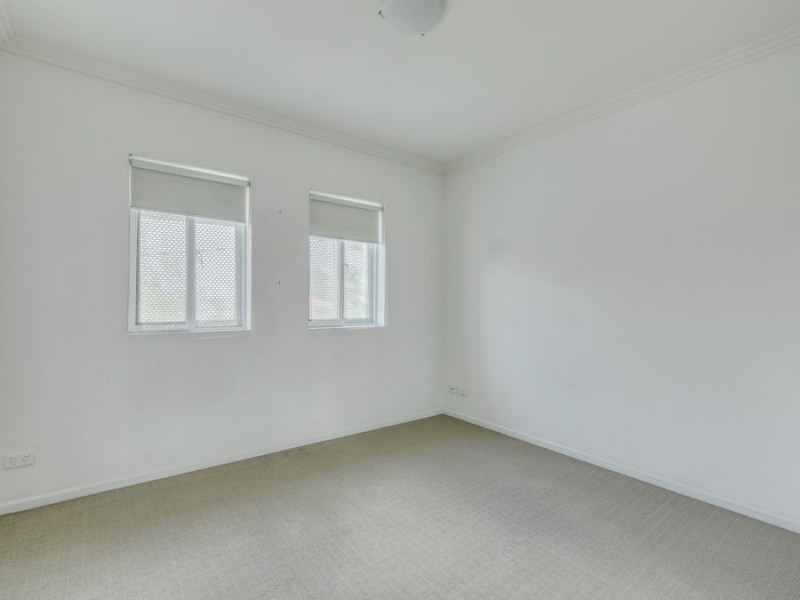 18 Rose Street, Southport QLD 4215