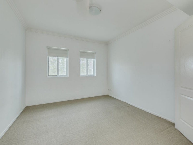 18 Rose Street, Southport QLD 4215