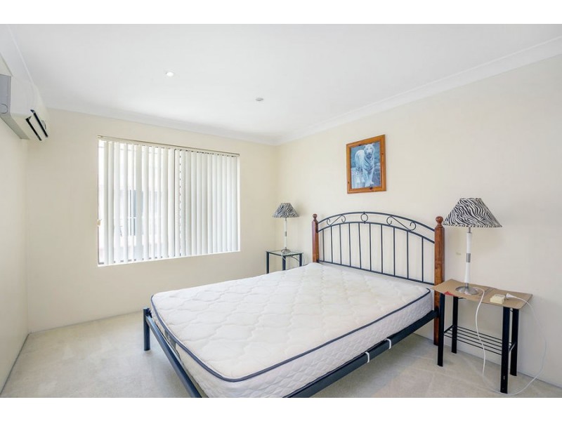 8/51 Bauer Street, Southport QLD 4215