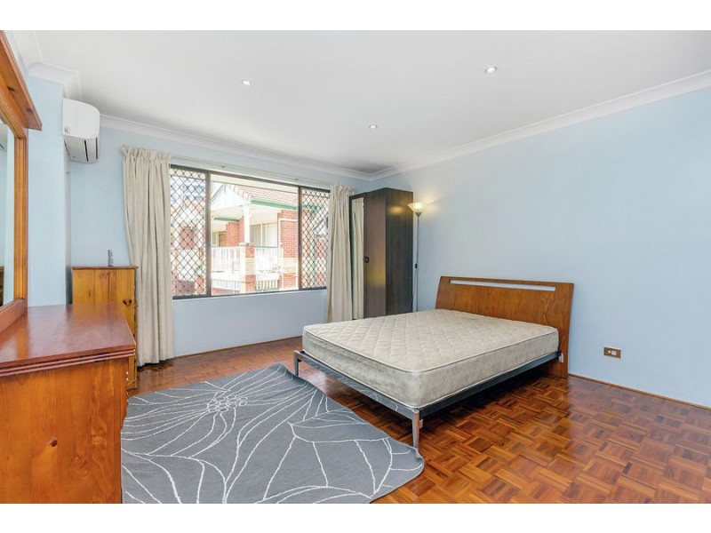 8/51 Bauer Street, Southport QLD 4215