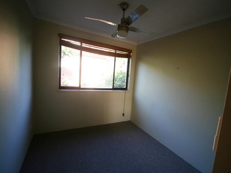 16 Andrews Street, Southport QLD 4215
