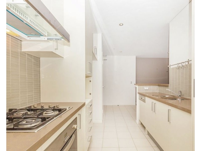 9044/4 Como Crescent, Southport QLD 4215
