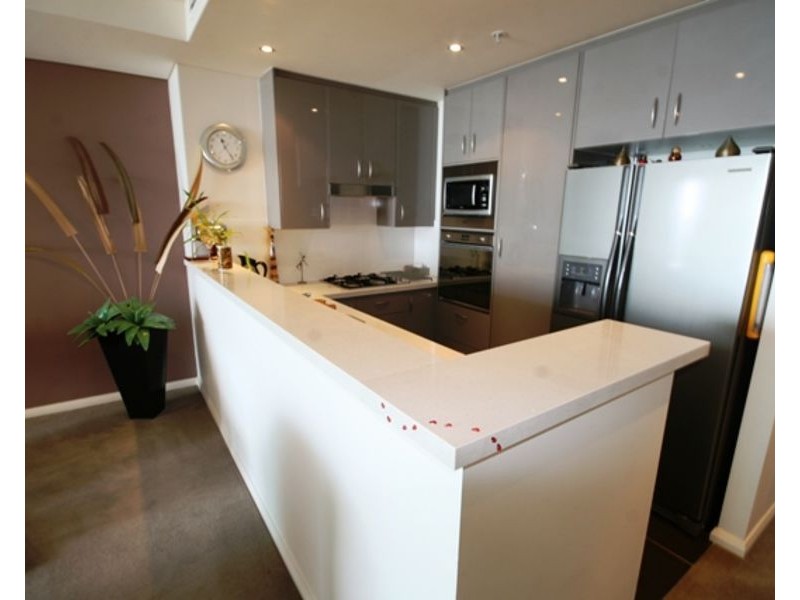 2701/1 Como Crescent, Southport QLD 4215