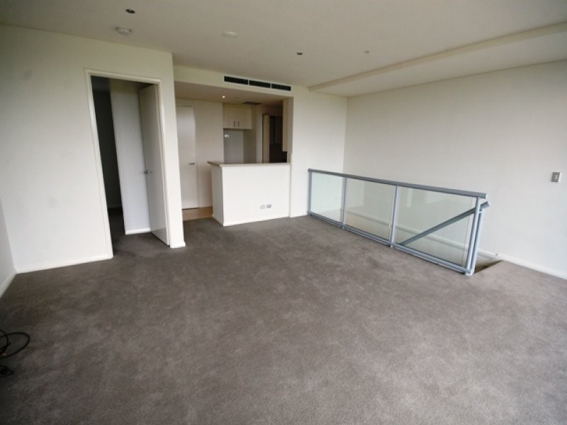 513/1 Como Crescent, Southport QLD 4215