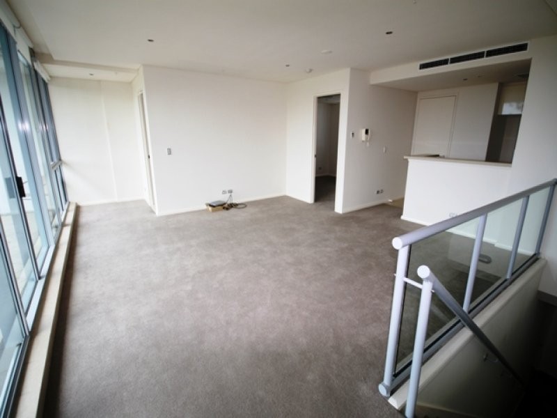 513/1 Como Crescent, Southport QLD 4215