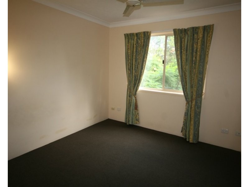 61 Bauer Street, Southport QLD 4215