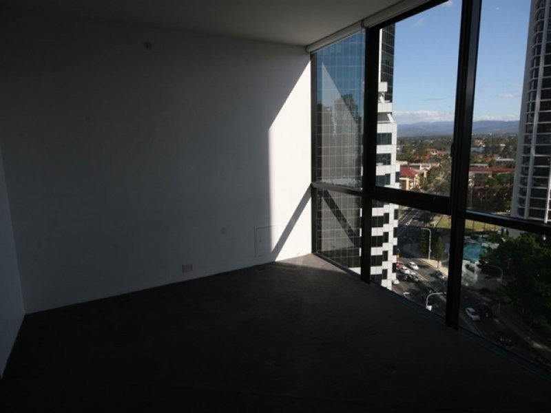 11/9 Ferny Avenue, Surfers Paradise QLD 4217