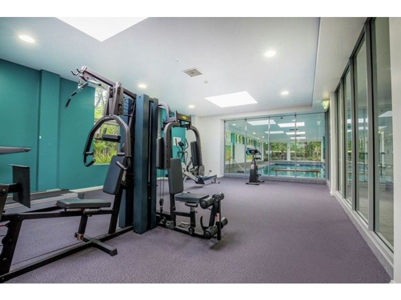 616/3 Como Crescent, Southport QLD 4215