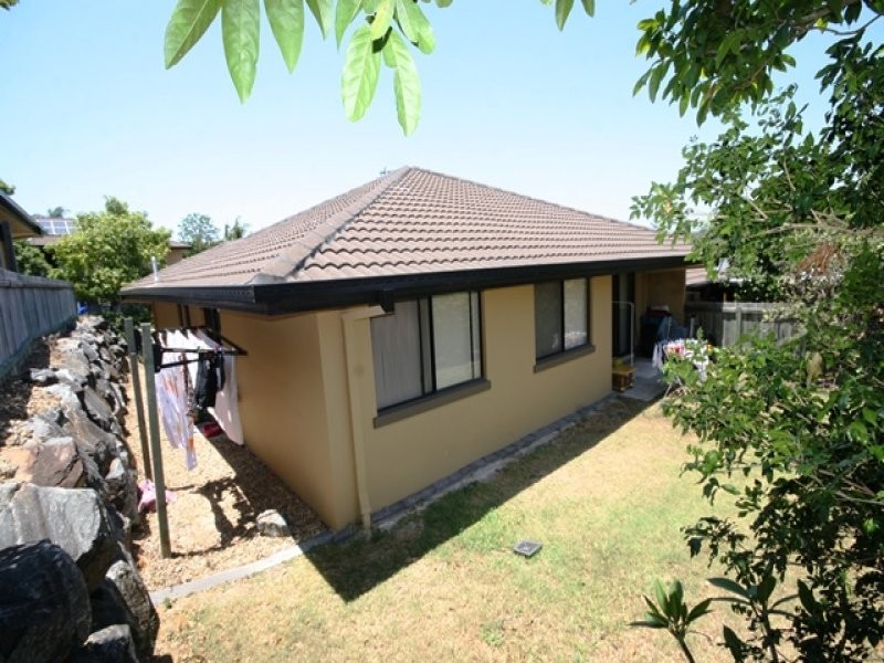 136 Pacific Pines Boulevard, Pacific Pines QLD 4211