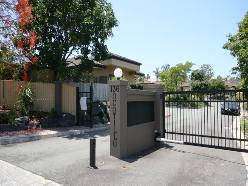136 Pacific Pines Boulevard, Pacific Pines QLD 4211