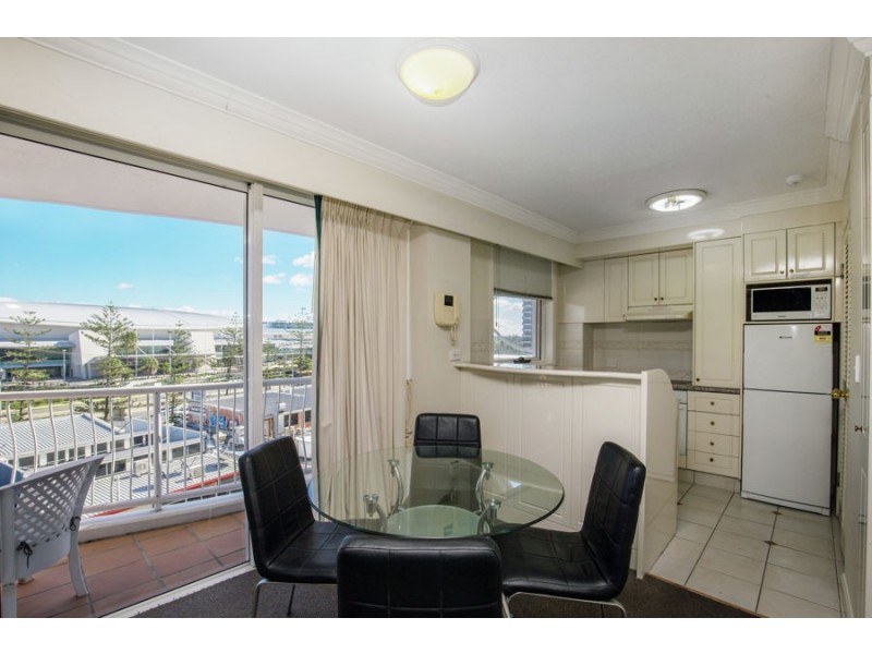 24-26 Queensland Avenue, Broadbeach QLD 4218