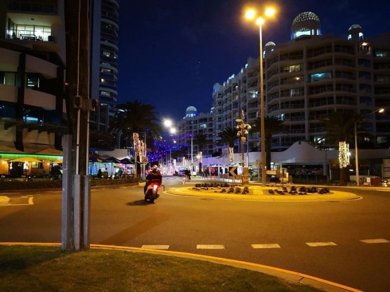 24-26 Queensland Avenue, Broadbeach QLD 4218