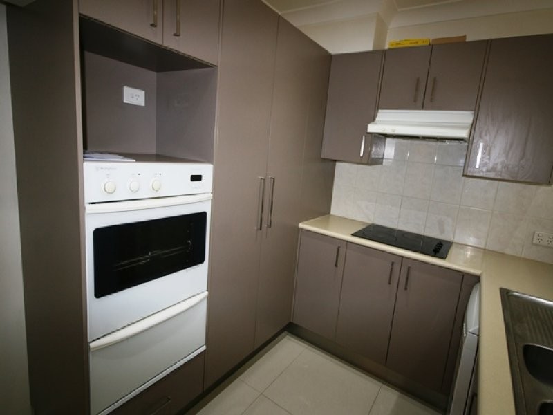 12/2 Brown Street, Labrador QLD 4215