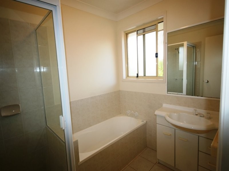 12/2 Brown Street, Labrador QLD 4215