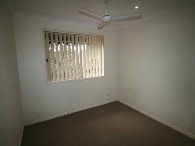12/2 Brown Street, Labrador QLD 4215