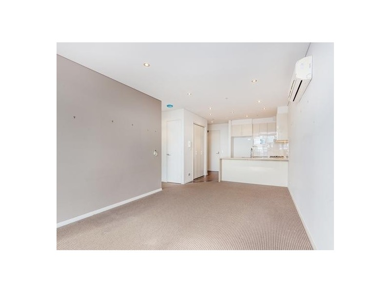 2 Aqua Street, Southport QLD 4215