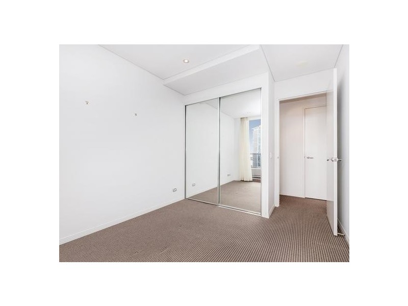 2 Aqua Street, Southport QLD 4215