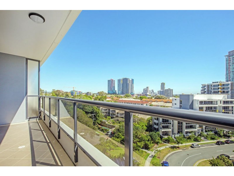 2 Aqua Street, Southport QLD 4215