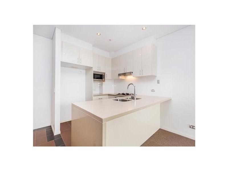 2 Aqua Street, Southport QLD 4215