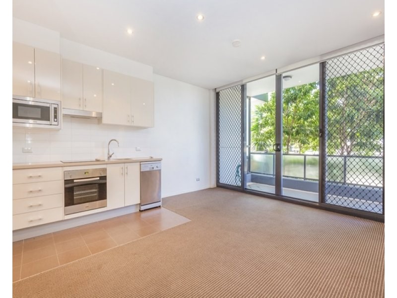 416/2 Aqua Street, Southport QLD 4215
