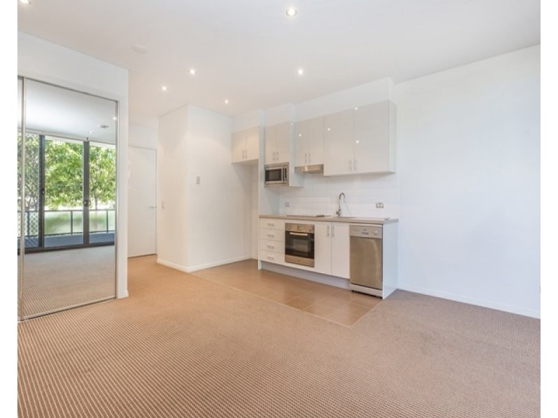 416/2 Aqua Street, Southport QLD 4215