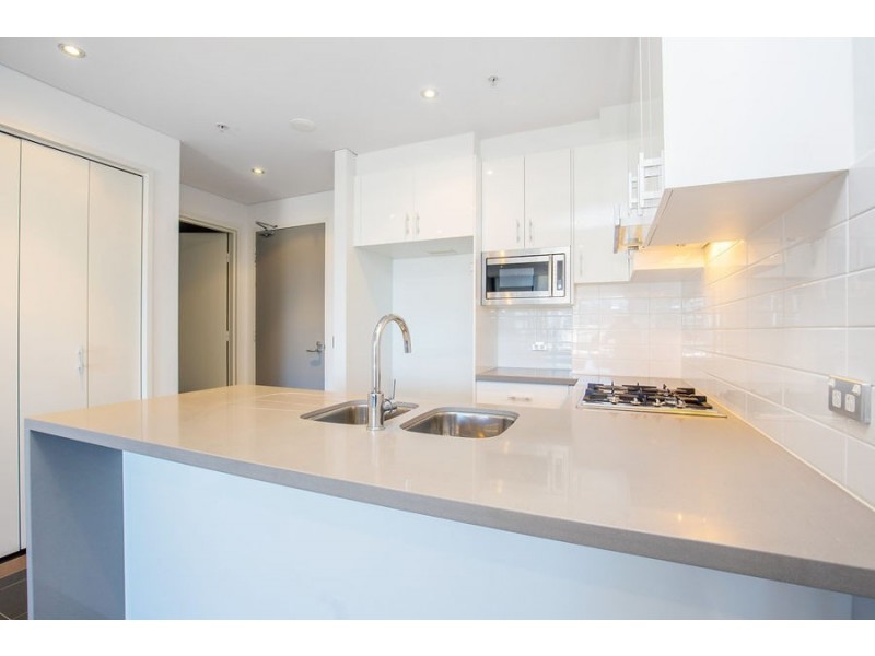 1102/2 Aqua Street, Southport QLD 4215