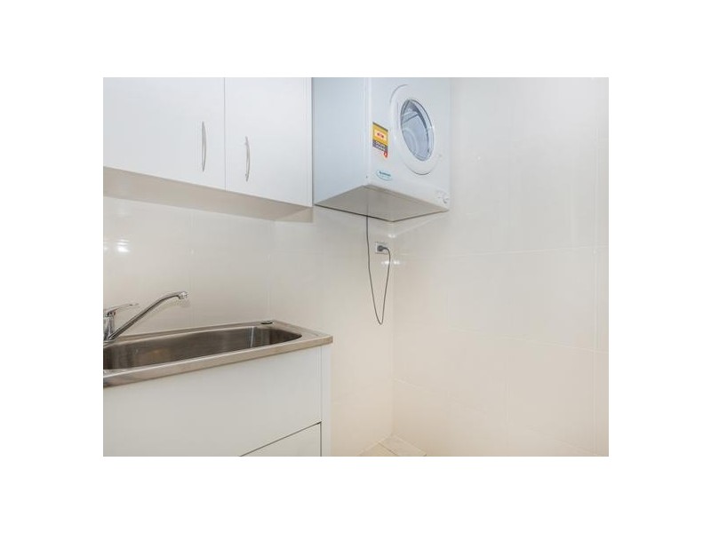 1 Como Crescent, Southport QLD 4215