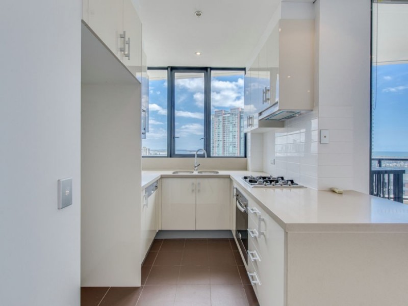 2 Aqua Street, Southport QLD 4215