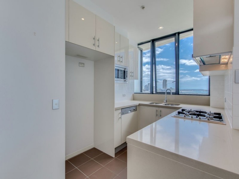 2 Aqua Street, Southport QLD 4215