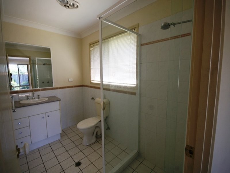 19 Greensborough Crescent, Parkwood QLD 4214