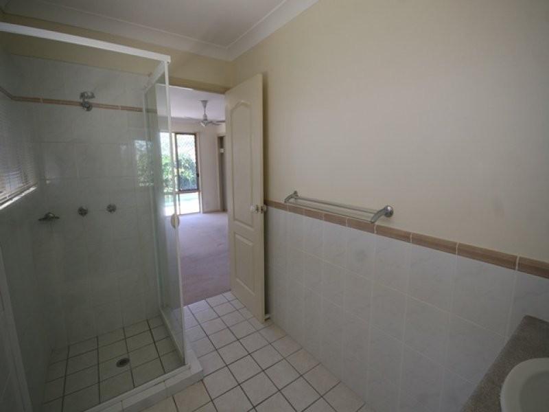 19 Greensborough Crescent, Parkwood QLD 4214