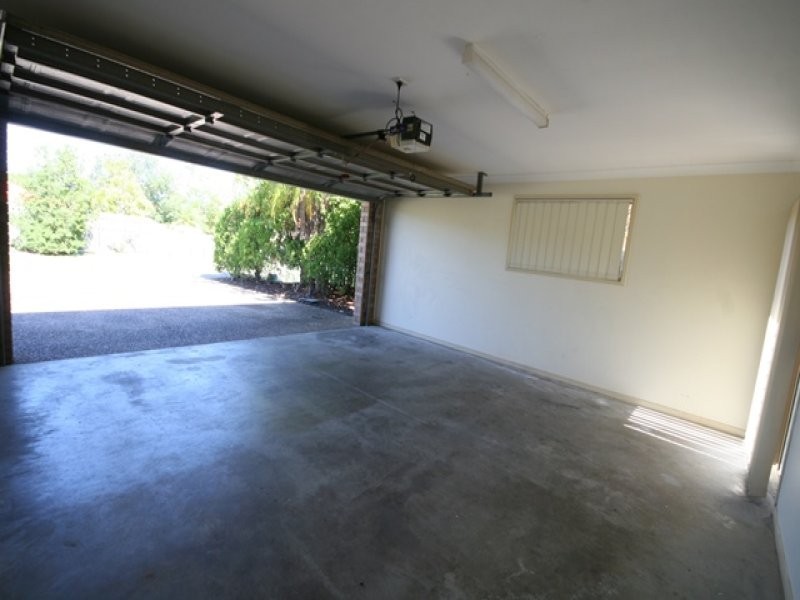 19 Greensborough Crescent, Parkwood QLD 4214