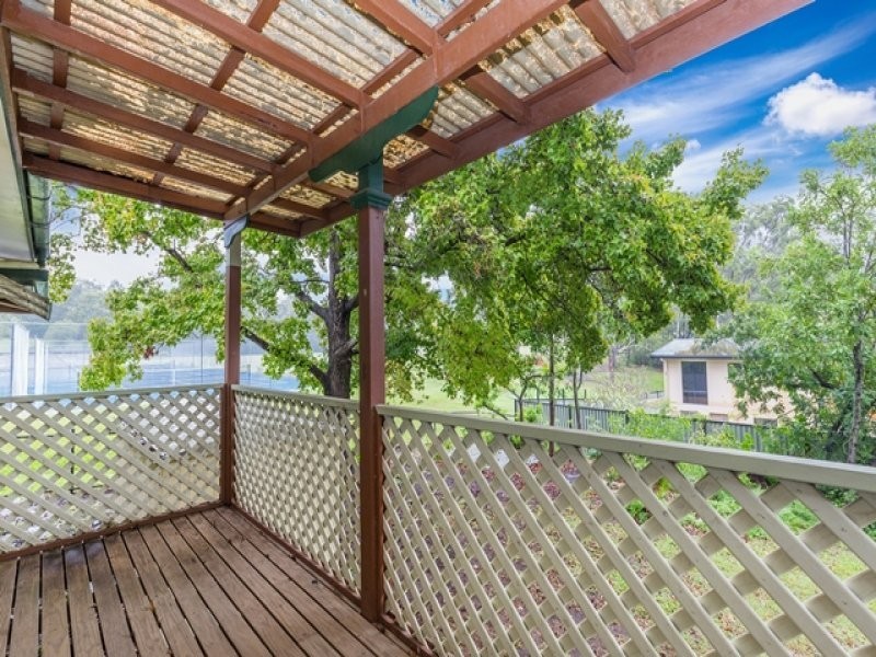 21 Kathleen Avenue, Southport QLD 4215