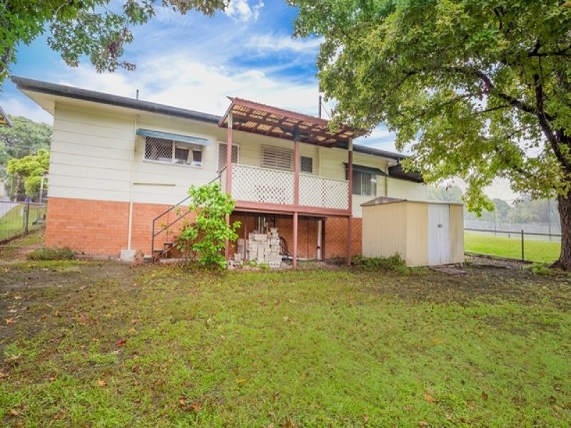 21 Kathleen Avenue, Southport QLD 4215