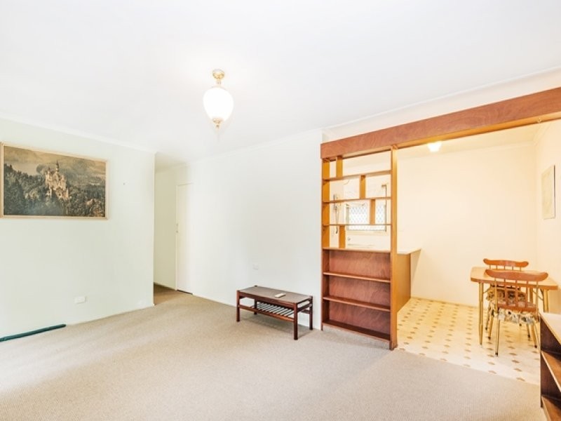 21 Kathleen Avenue, Southport QLD 4215