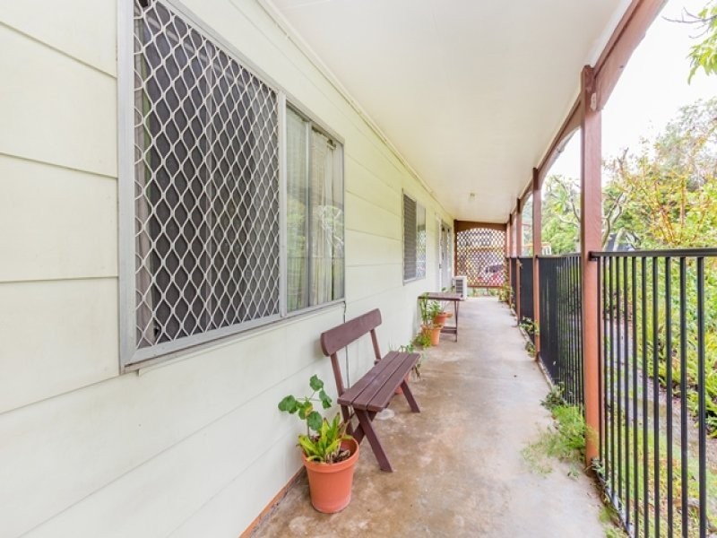 21 Kathleen Avenue, Southport QLD 4215