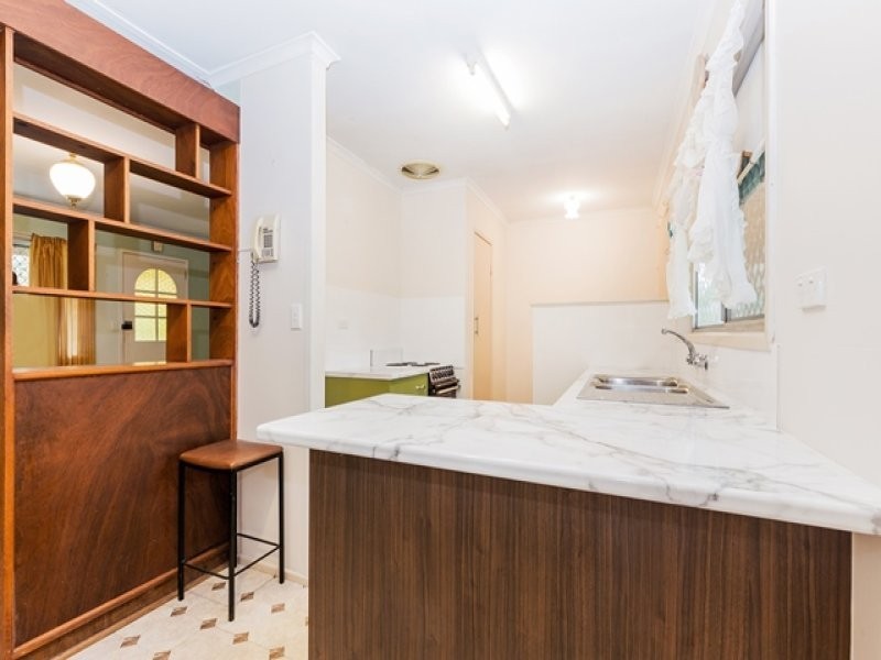 21 Kathleen Avenue, Southport QLD 4215