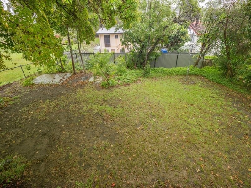 21 Kathleen Avenue, Southport QLD 4215